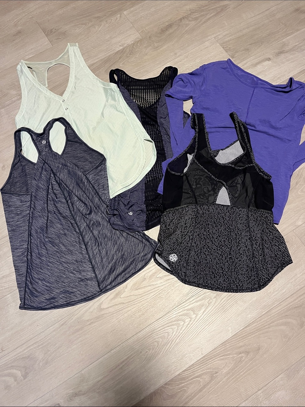Lululemon bundle Women’s Heather Charcoal Racerback Tank Top - Athletic Style